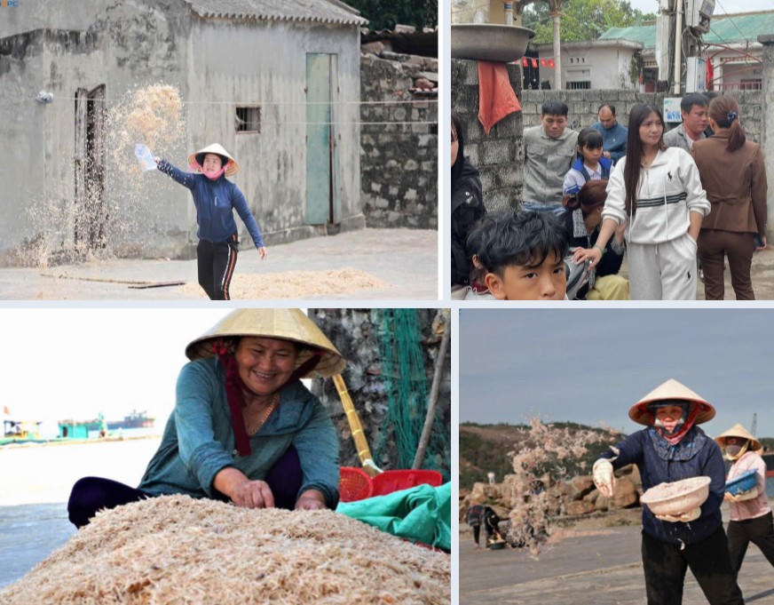 Mùa vất vả nhất của phụ nữ miền biển là mùa ruốc (moi) thường rơi vào những ngày nắng nóng. Để giá ruốc bán cao, họ phơi nắng cả ngày thành phẩm ruốc khô. Ở vùng biển, người ta ít khi thấy người phụ nữ ăn diện, trừ ngày lễ Tết.
