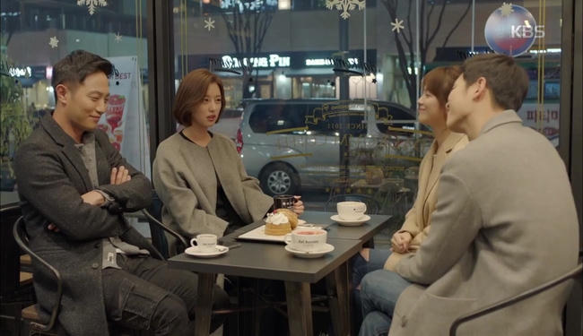 Hậu duệ mặt trời tập 13: Song Hye Kyo giật bắn mình, thảng thốt khi bạn trai bị thương nặng