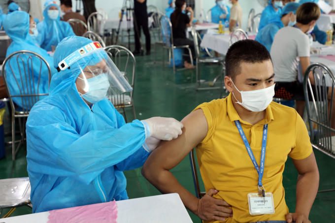 z2536052843662_67bcd1d703fa9095321711138c16d66e-1208