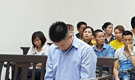 Bị cáo Nguyễn Văn Liên. (Ảnh: Trịnh Ninh)