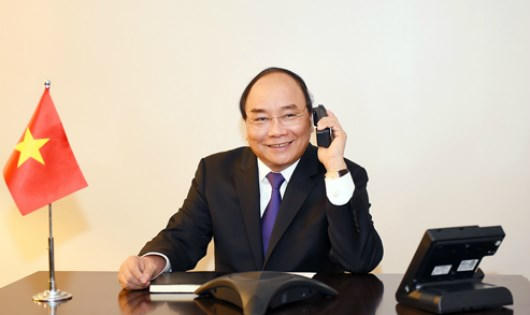 Thủ tướng Nguyễn Xuân Phúc điện đàm với một số nghị sĩ Hoa Kỳ. Ảnh: VGP/Quang Hiếu