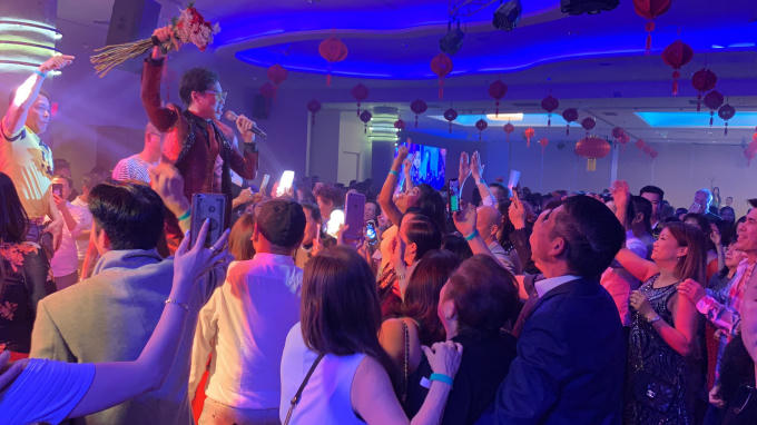 Nam danh ca Ngọc Sơn là nghệ sĩ có sức khỏe tốt nhất trong showbiz Việt, ít ai sánh bằng dù trong khoảng thời gian nào đi chăng nữa.