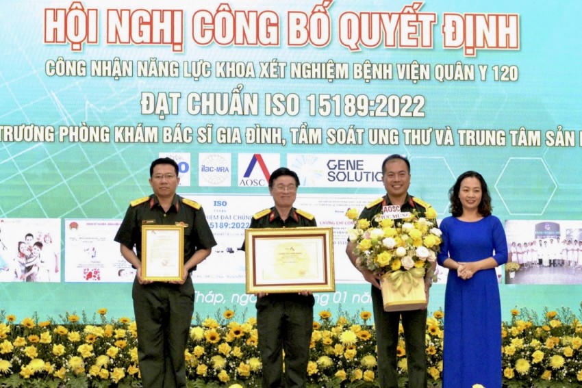 Khoa Xét nghiệm của Bệnh viện được công nhận đạt tiêu chuẩn ISO 15189:2022