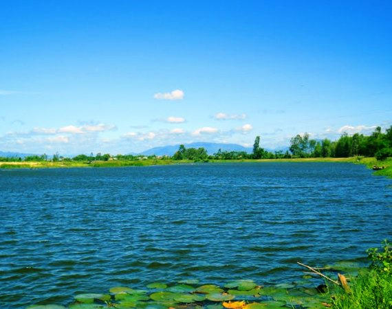 Một khúc sông Bà Rén