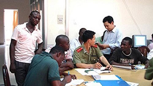 Nhộn nhịp phố Tây.