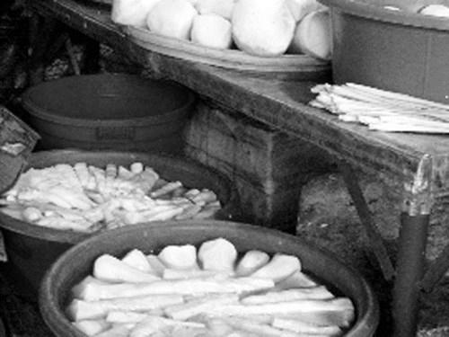Vàng ô được người kinh doanh sử dụng để ngâm măng cho vàng.