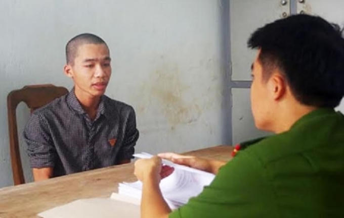Đối tượng Nguyễn Văn Hiếu tại cơ quan điều tra.