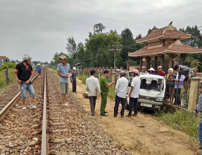 Hiện trường vụ tai nạn. (Ảnh: Ngô công Tấn)