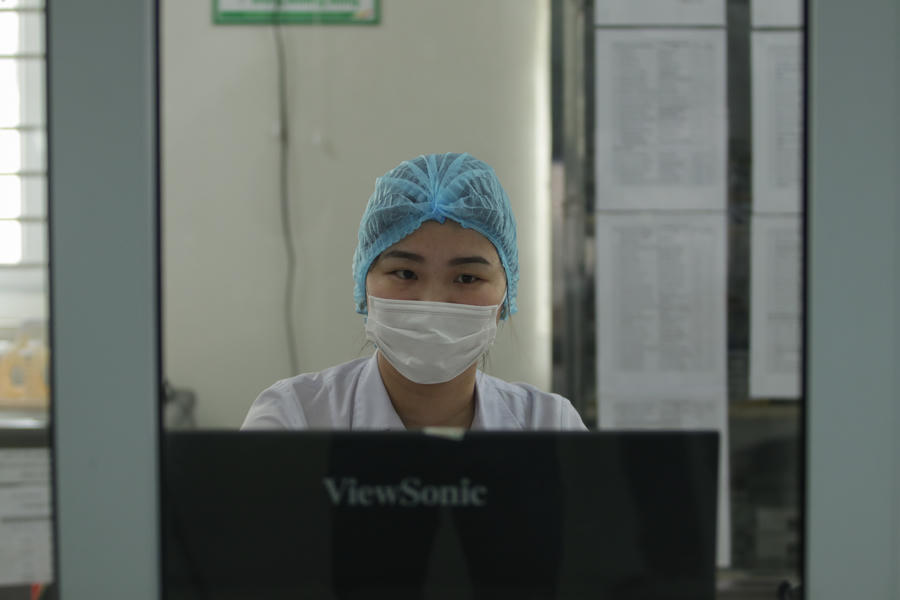 Nỗi niềm “ngày đoàn tụ” của chiến binh áo trắng trên tuyến đầu chống dịch - 5