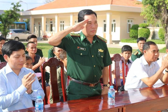 Anh4.