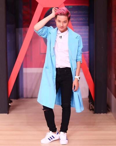 Ca sỹ Thanh Duy người đã mua bản quyền ca khúc Tonight.