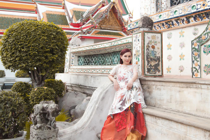 Ca sĩ Phi Nhung khoe vẻ đẹp kh&ocirc;ng tuổi tặng fan sau khi ra MV