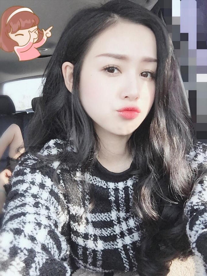 Tâm Tít là hotgirl được nhiều người yêu mến.