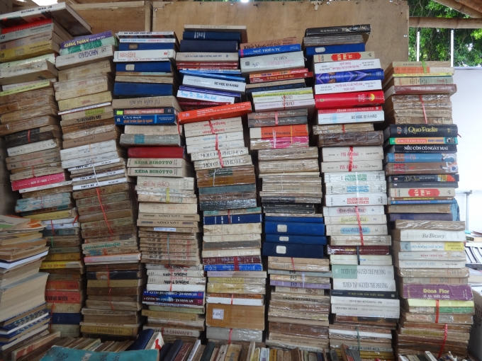 Gần 20 tấn sách tại hội sách lần này.