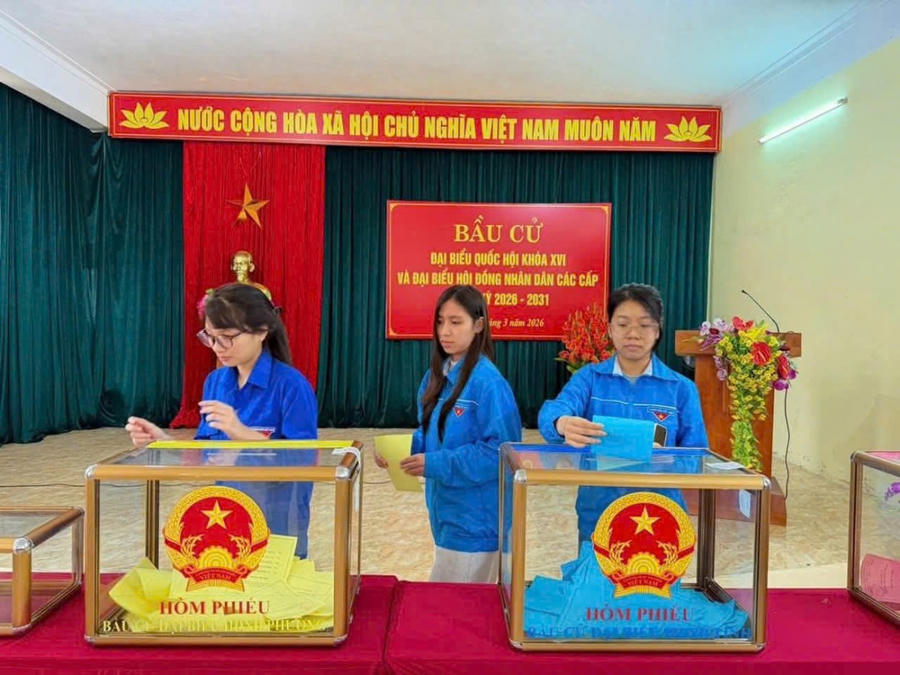 Kỳ bầu cử năm nay Quảng Ninh có sự tham gia của hơn 18.000 cử tri trẻ lần đầu thực hiện quyền và nghĩa vụ bỏ phiếu.