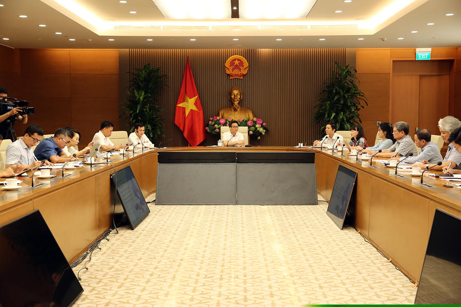 Phó Thủ tướng Vũ Đức Đam đã làm việc, nghe báo cáo tiến độ thực hiện Đề án Biên soạn Bách khoa toàn thư Việt Nam.