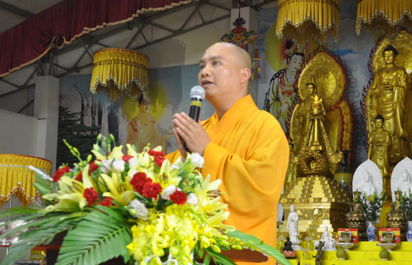 Sáng ngày 11/6, chùa Khai Nguyên (Sơn Tây, Hà Nội) đã tổ chức lễ khai mạc khóa tu mùa hè 2017.