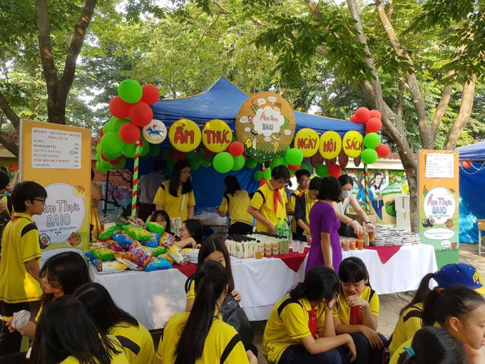 Đầy đủ các hoạt động thực tế và trải nghiệm.