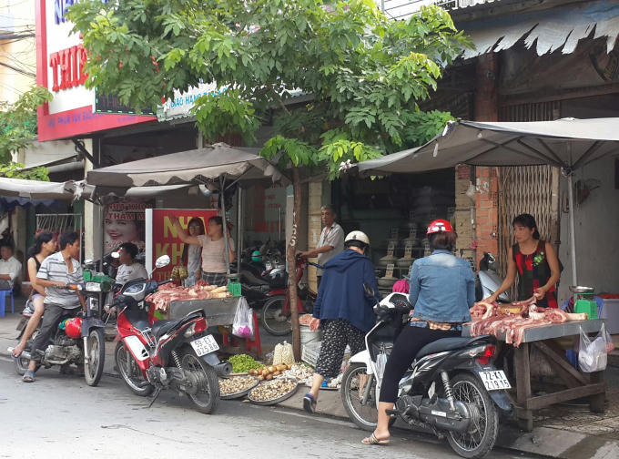 Thịt heo hồi phục sau một ngày hụt hàng.