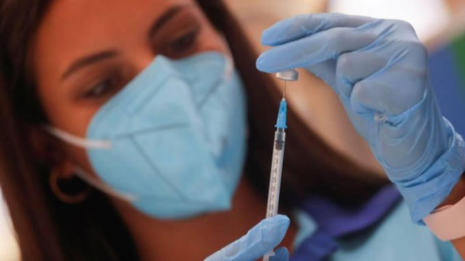 covid-vaccine-reuters-1629.jpg