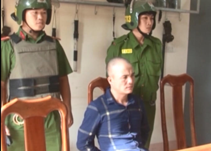 Đối tượng Sơn tại cơ quan công an.