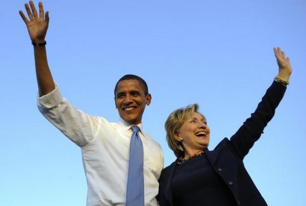 Tổng thống Mỹ Barack Obama và bà Hillary Clinton. (Ảnh: AFP)