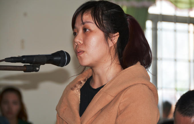 Trần Thị Tuyết Hương vợ nạn nhân và cũng là bị cáo tại tòa.