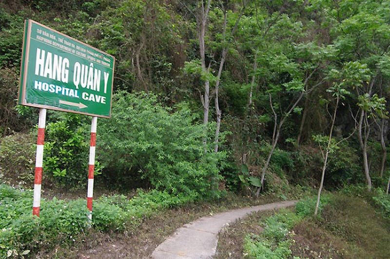 Hang Quân Y một địa danh đã đi vào lịch sử trong thời kỳ chống Mỹ. 