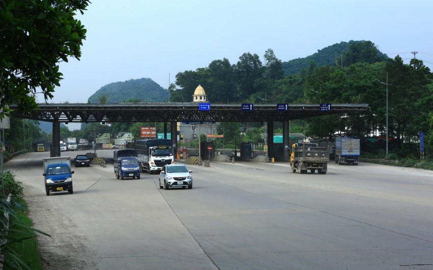 Trạm thu phí do Công ty CP BOT đường tránh Thanh Hóa lắp đặt năm 2012 nhằm hoàn vốn dự án xây dựng Quốc lộ 1A đoạn tránh TP Thanh Hóa (cũ) theo hình thức BOT.