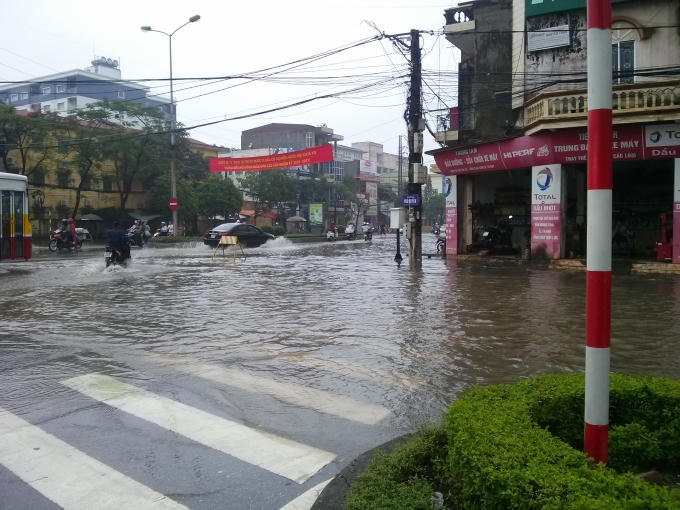 Trắng xóa cả ngã tư trung tâm TP.