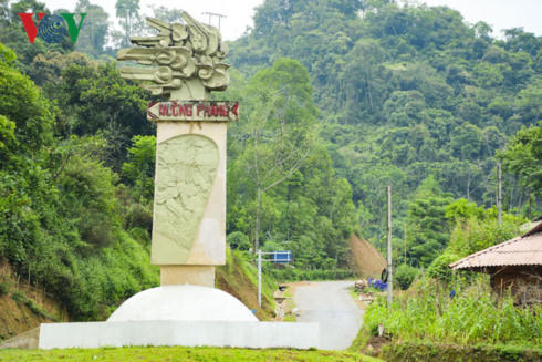 Hiện nay hệ thống giao thông và chỉ dẫn vào khu di tích đã được nâng cấp, tạo điều kiện thuận lợi cho du khách tìm đến tham quan.