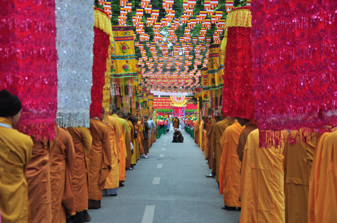 Ch&ugrave;m ảnh tại Đại hội Phật gi&aacute;o to&agrave;n quốc lần VIII