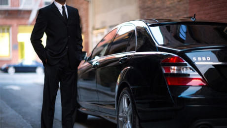 Uber thử nghiệm cách tính phí cao hơn đối với khách hàng giàu có.