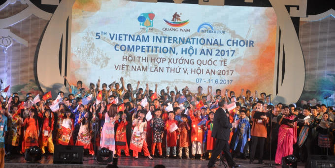 Hơn 1.000 nghệ sỹ từ 10 quốc gia, vùng lãnh thổ tham gia lễ hội hợp xướng quốc tế Hội An 2017.