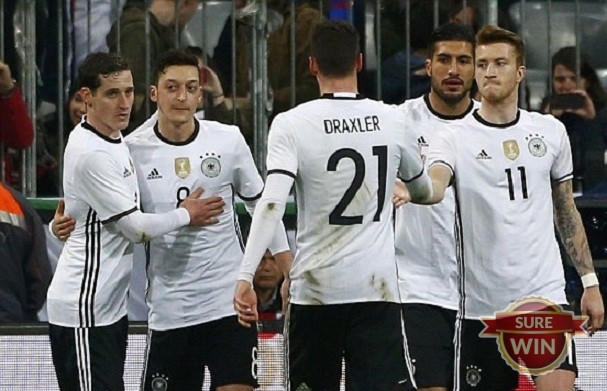 Liệu Đức có giải được bài toán mang tên Slovakia.