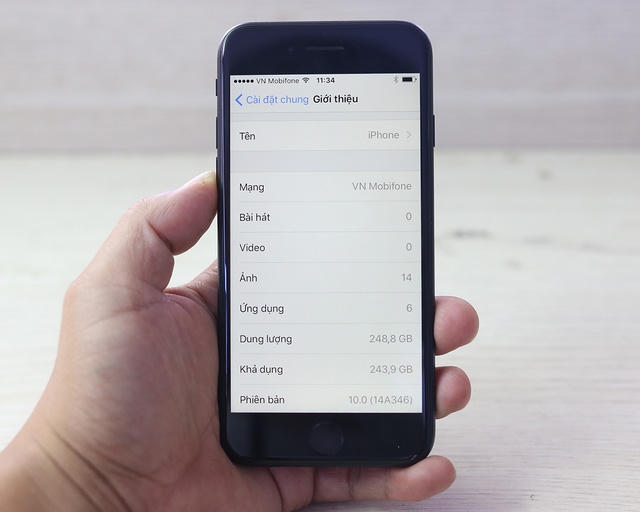Thông tin sản phẩm. iPhone 7 được cài sẵn phiên bản iOS 10.0