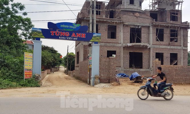 Lại tái diễn tình trạng ‘xẻ núi bạt đồi’ xây biệt thự ở Ba Vì - ảnh 5