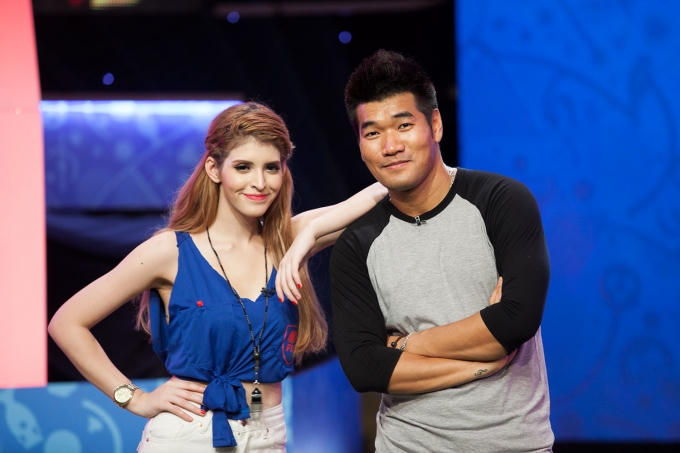 Thành công trong vai diễn Linda trong bộ phim Những ngọn nến trong đêm phần 2 do Khải Anh làm đạo diễn. Andrea tiếp tục khẳng định vị thế của mình trong showbiz Việt.