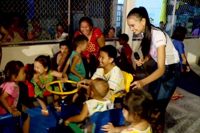 H’Ăng Niê là thí sinh được MC Trấn Thánh lựa chọn bảo vệ.