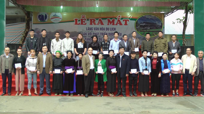 01519.00_00_01_20.Still001