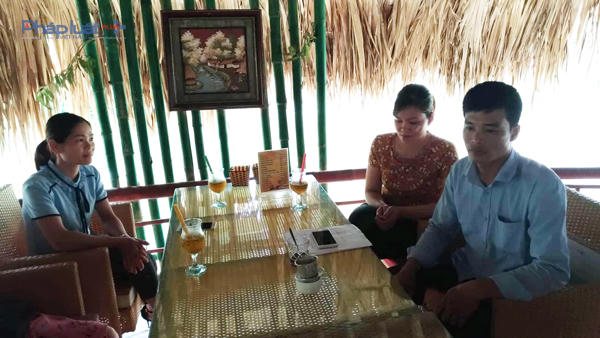 Từ nhữn sai phạm trong việc ký hợp đồng lạo động của lãnh đạo huyện trước đây đối với 19 giáo viên tiếng Anh, một lần nữa, các giáo viên lại không được dự tuyển viên chức cũng bởi quy định ngược đời do huyện tự đặt ra. (Ảnh: Anh Thắng)