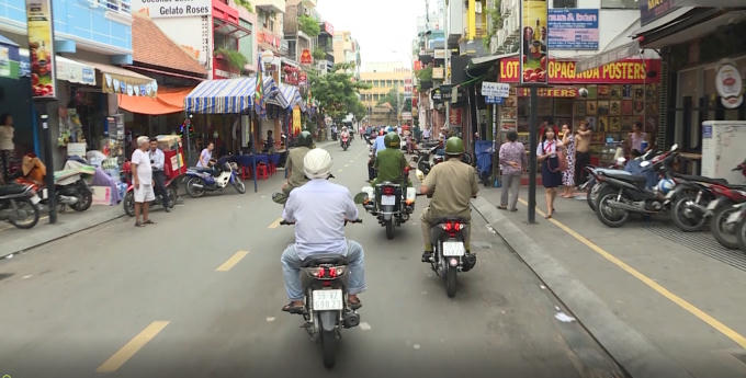 Lực lượng chức năng tuần tra trên các tuyến đường