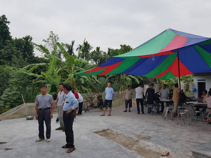 Anh H. được gia đình lo hậu sự.