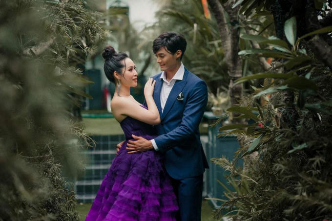 Buổi chụp ảnh diễn ra tại th&agrave;nh phố Hồ Ch&iacute; Minh nh&acirc;n dịp Lee Seung Hwan sang Việt Nam theo lời mời của nh&agrave; thiết kế Cory Trần.