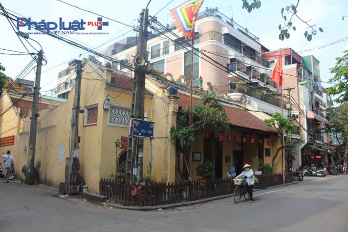 Công trình này đang có nhiều dấu hiệu vi phạm Trật tự xây dựng.