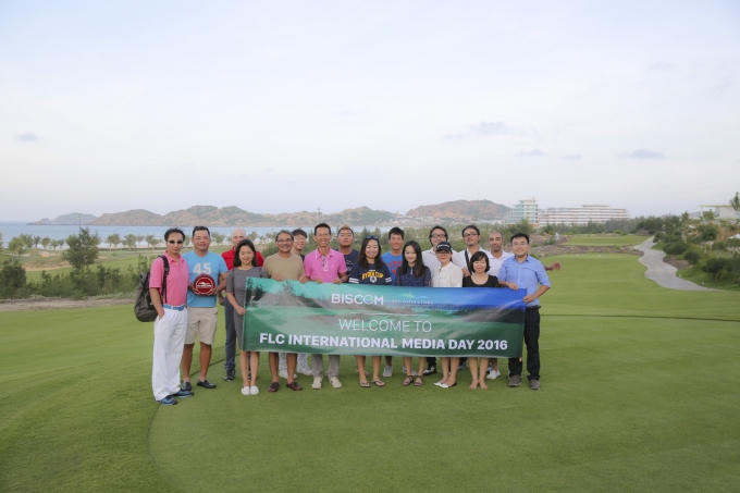 Đo&agrave;n chuy&ecirc;n gia, nh&agrave; b&aacute;o quốc tế đến khảo s&aacute;t tại FLC Quy Nhơn Golf Links