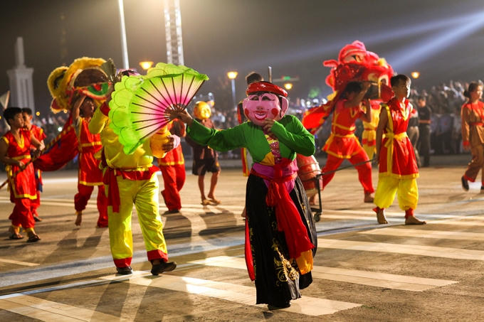 To&agrave;n cảnh Lễ hội d&acirc;n gian đường phố Việt Tr&igrave; năm 2016