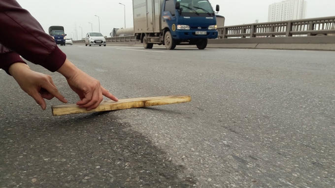 Hiện tượng lún nghiêm trọng trên cao tốc Vành đai 3.