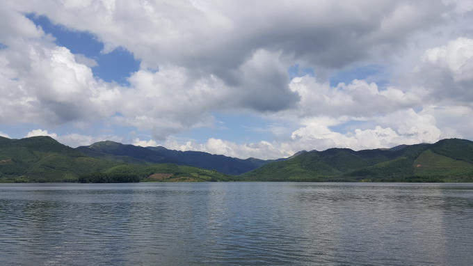 Ngắm vẻ đẹp hoang sơ của th&aacute;c Mơ - Khe Ch&egrave;