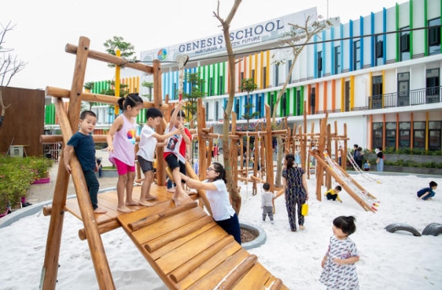 Capital House nhận chứng chỉ xanh LOTUS hạng vàng cho Genesis School